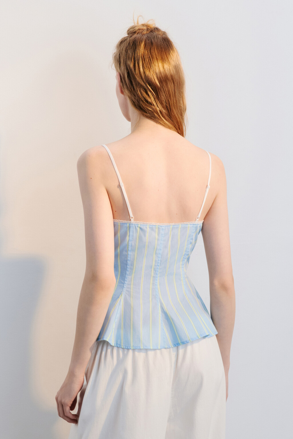 Топ облегающий на бретельках - цвет голубой - 3