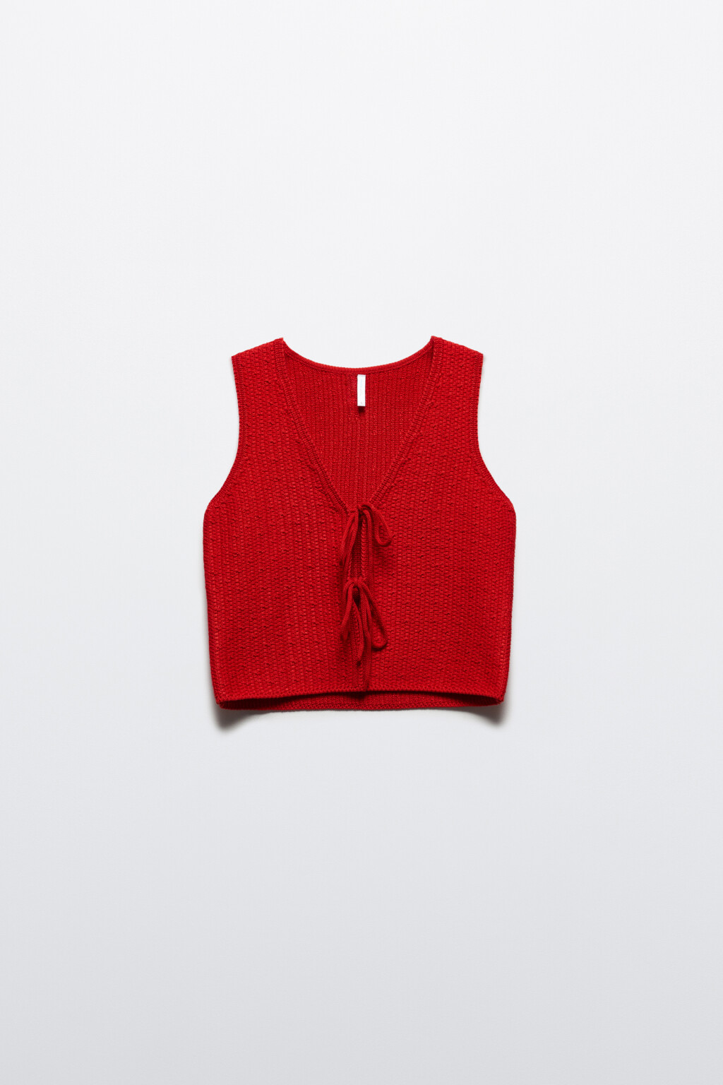 Жилет вязаный укороченный на завязках - цвет красный - 7