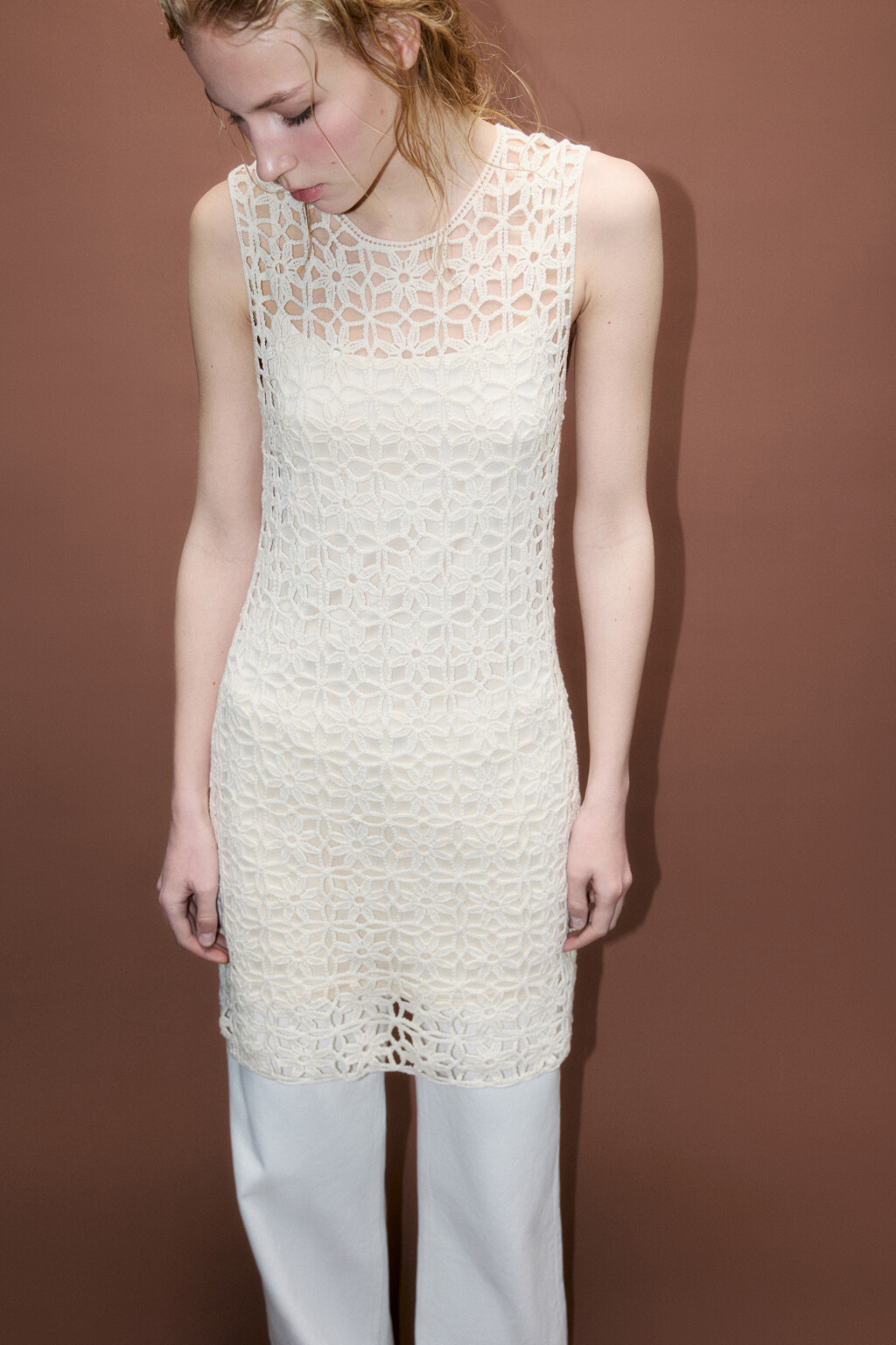 Платье мини вязаное ажурное - цвет молочный - 1