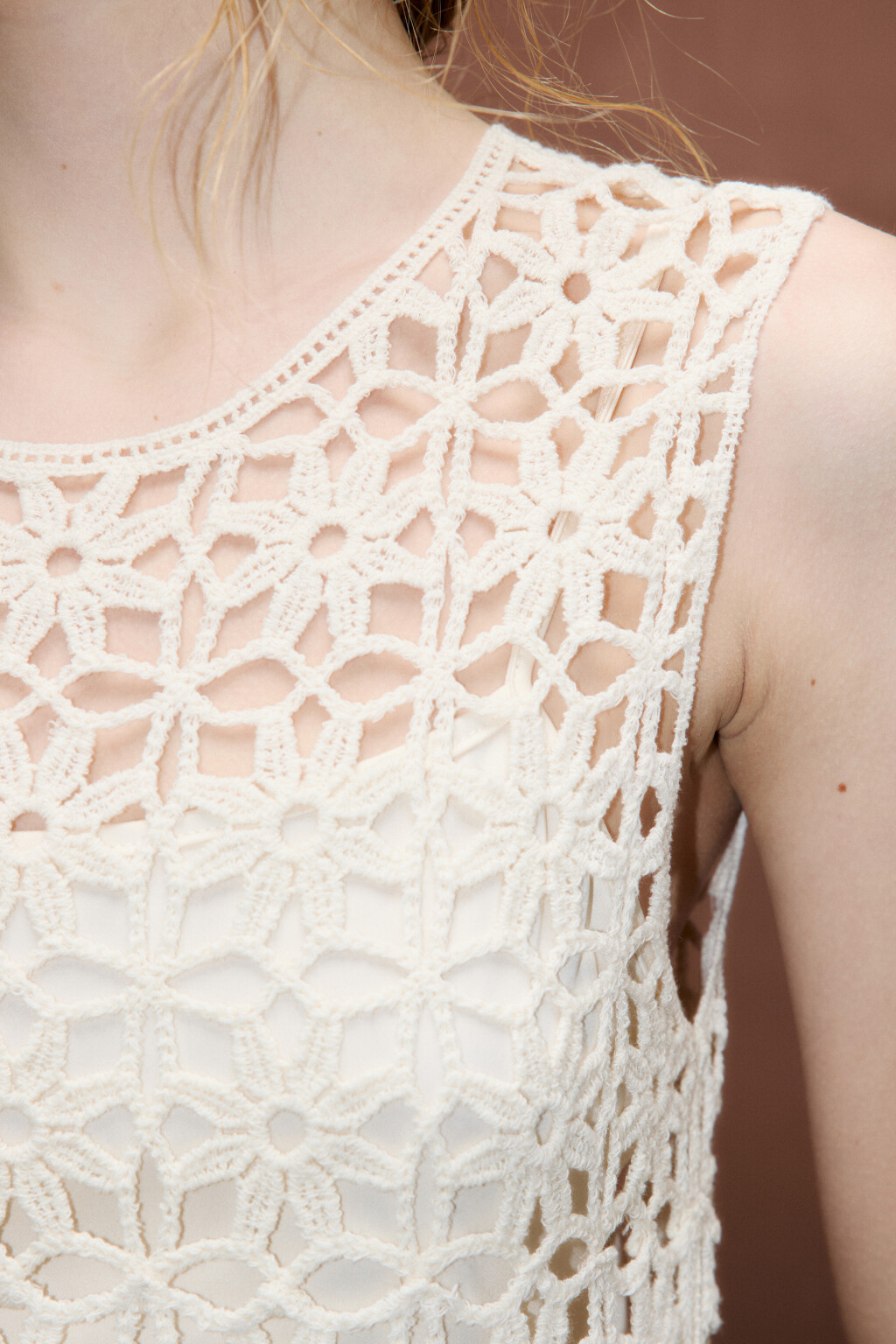 Платье мини вязаное ажурное - цвет молочный - 8