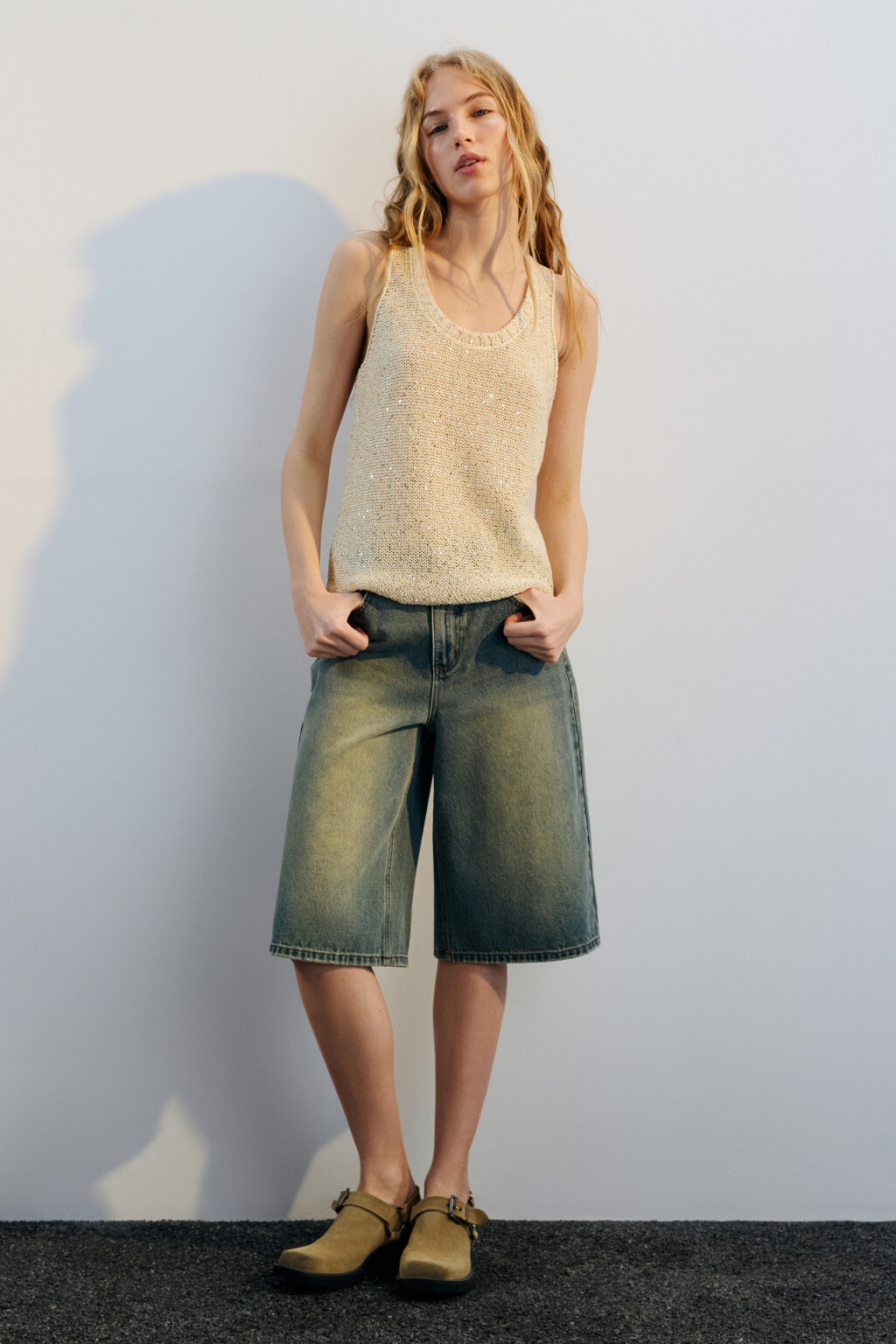 Майка вязаная с пайетками - цвет ванильный - 4