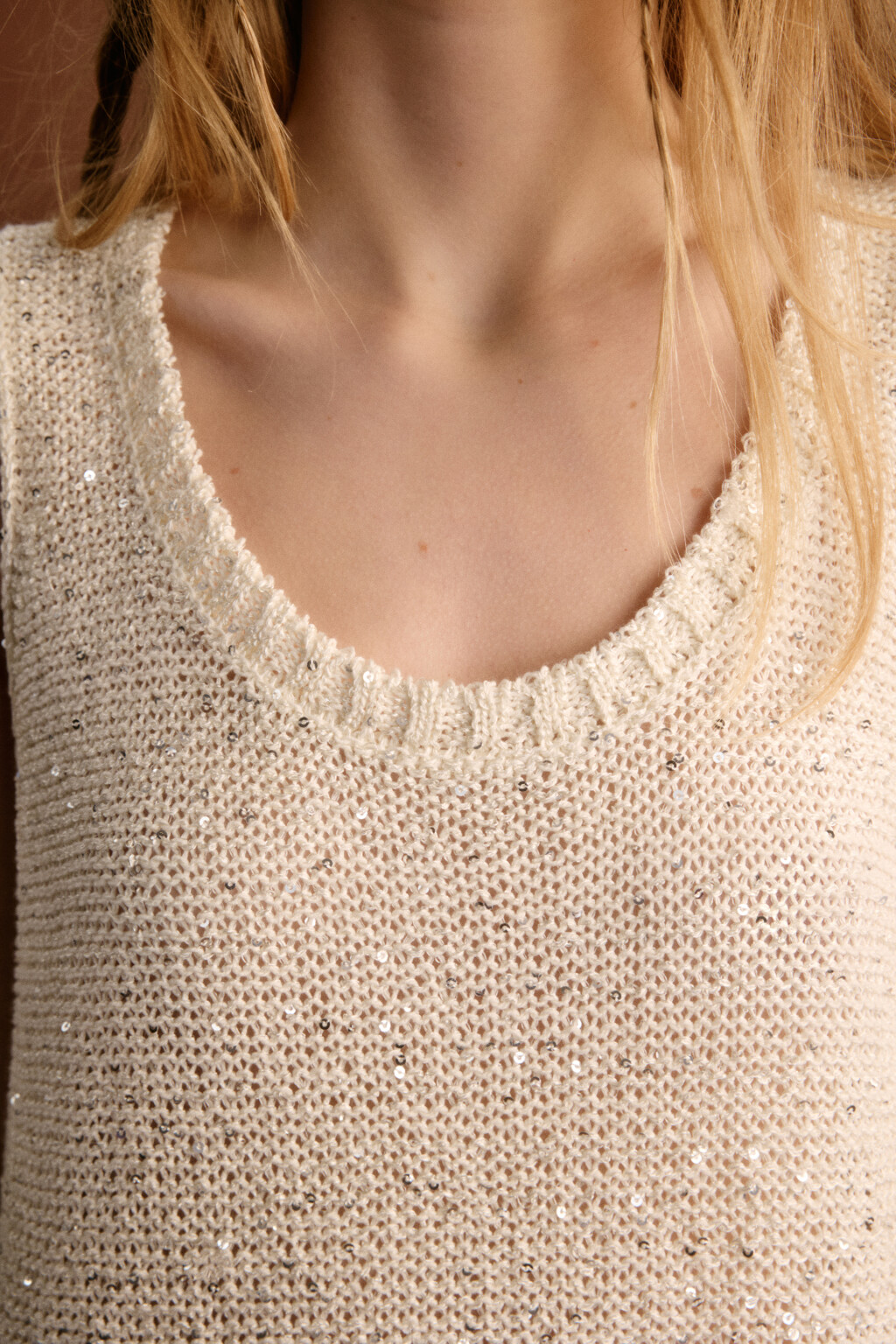 Майка вязаная с пайетками - цвет молочный - 8