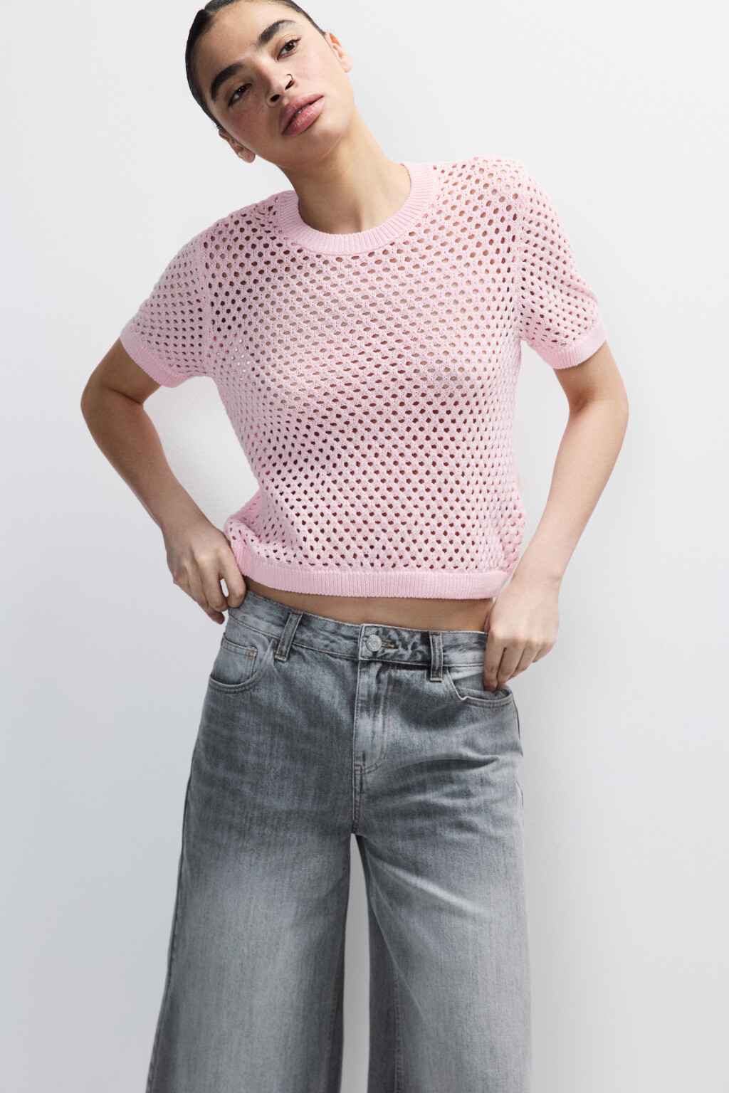 Джемпер ажурный с короткими рукавами - цвет розовый - 2
