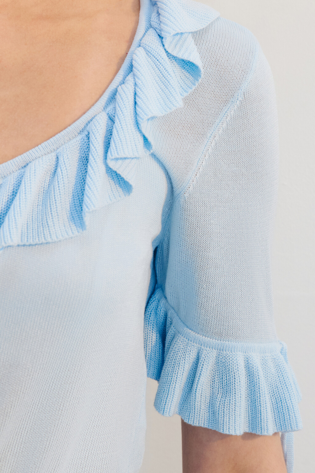 Блузка на завязках с воланами - цвет голубой - 6