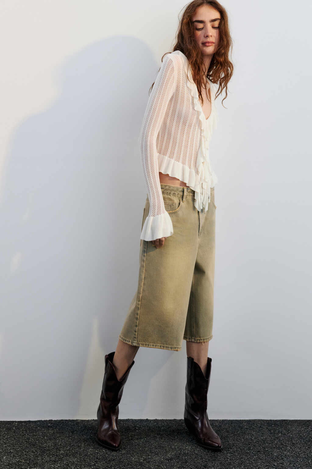 Кардиган на завязках ажурный с оборками - цвет молочный - 3