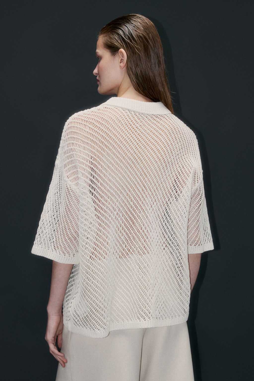 Рубашка-сетка ажурная с короткими рукавами - цвет бежевый - 4