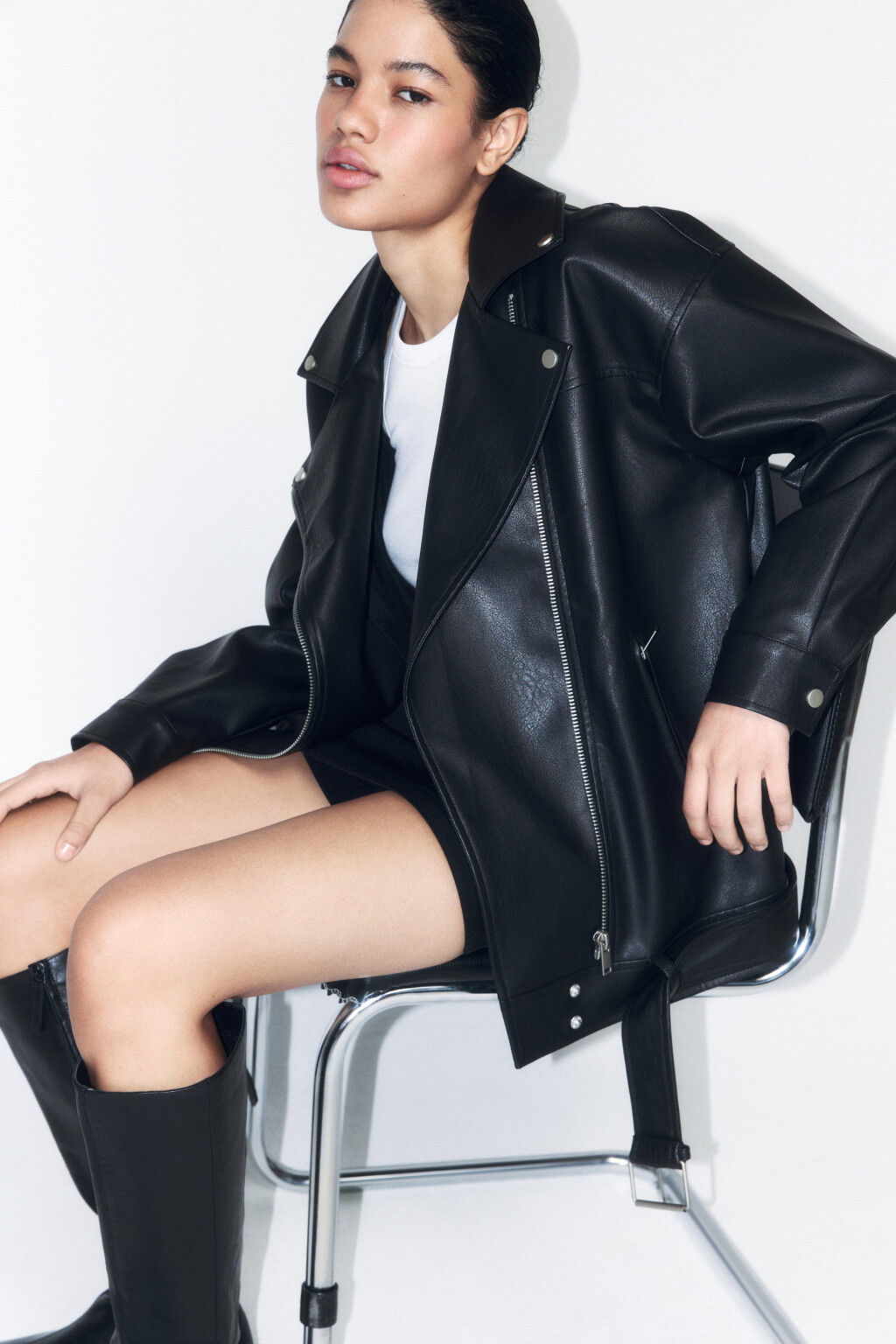 Куртка-косуха свободная с ремнем - цвет черный - 1