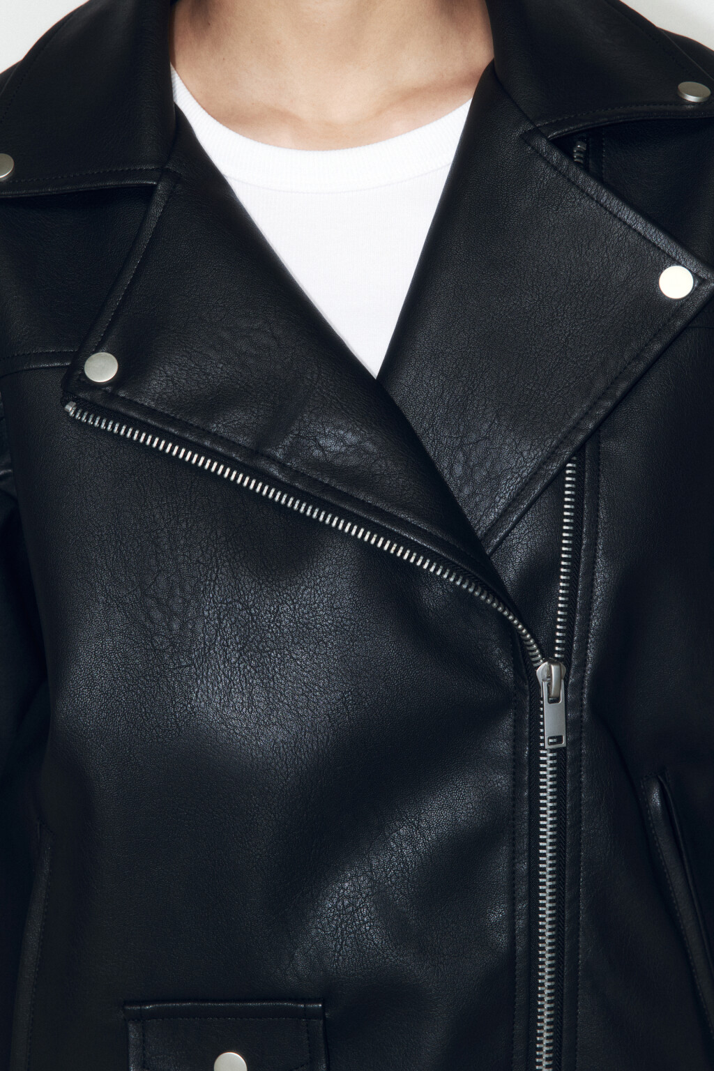 Куртка-косуха свободная с ремнем - цвет черный - 6