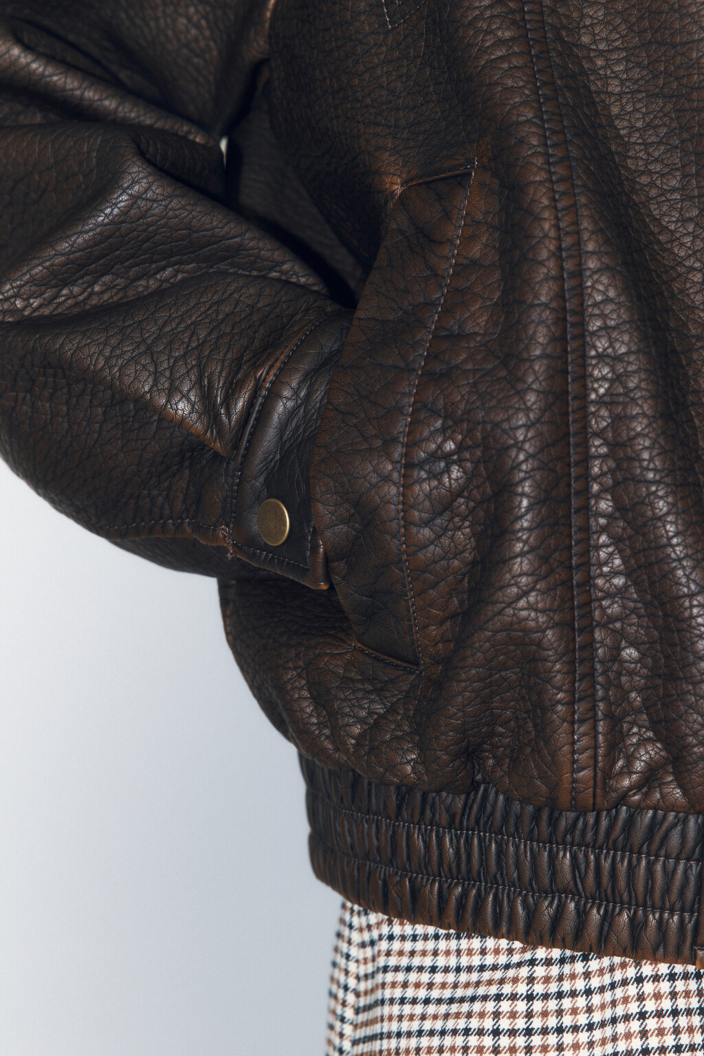 Куртка-бомбер с вареным эффектом - цвет коричневый - 6