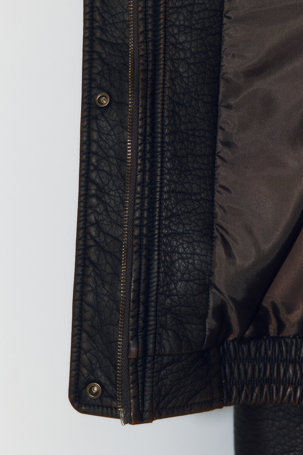 Куртка-бомбер с вареным эффектом - цвет коричневый - 7