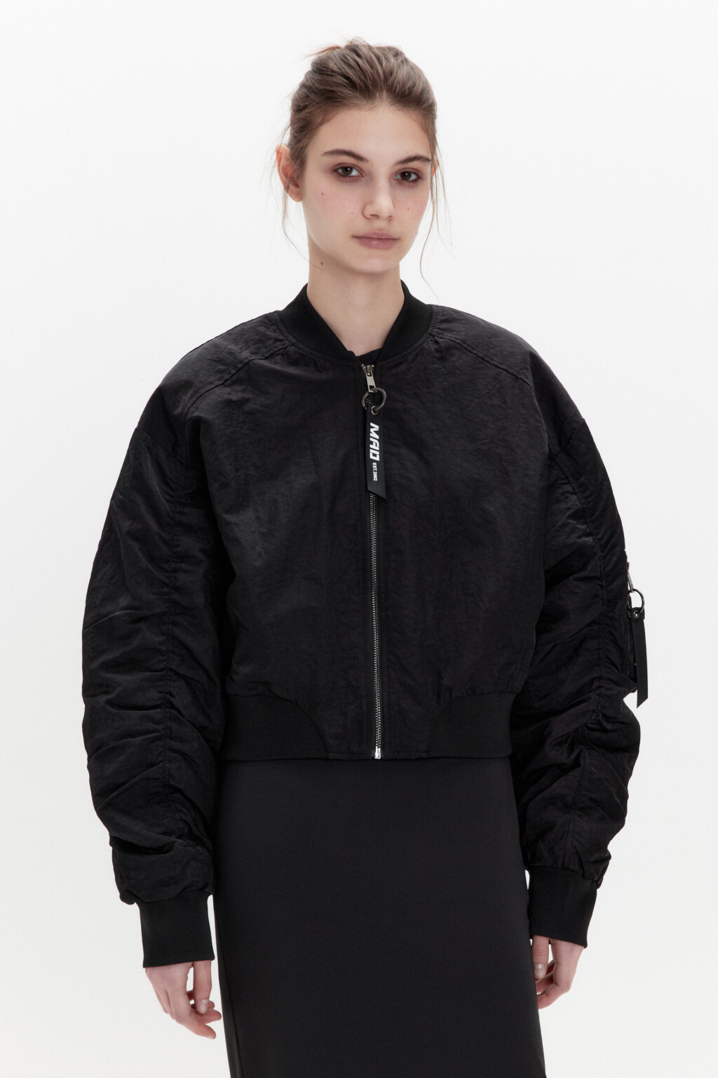 Куртка-бомбер укороченная из жатой ткани - цвет черный - 2