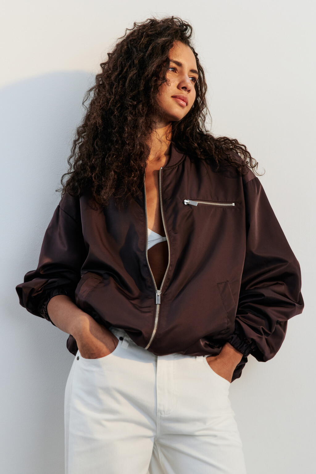 Куртка-бомбер из плащевой ткани - цвет коричневый - 2