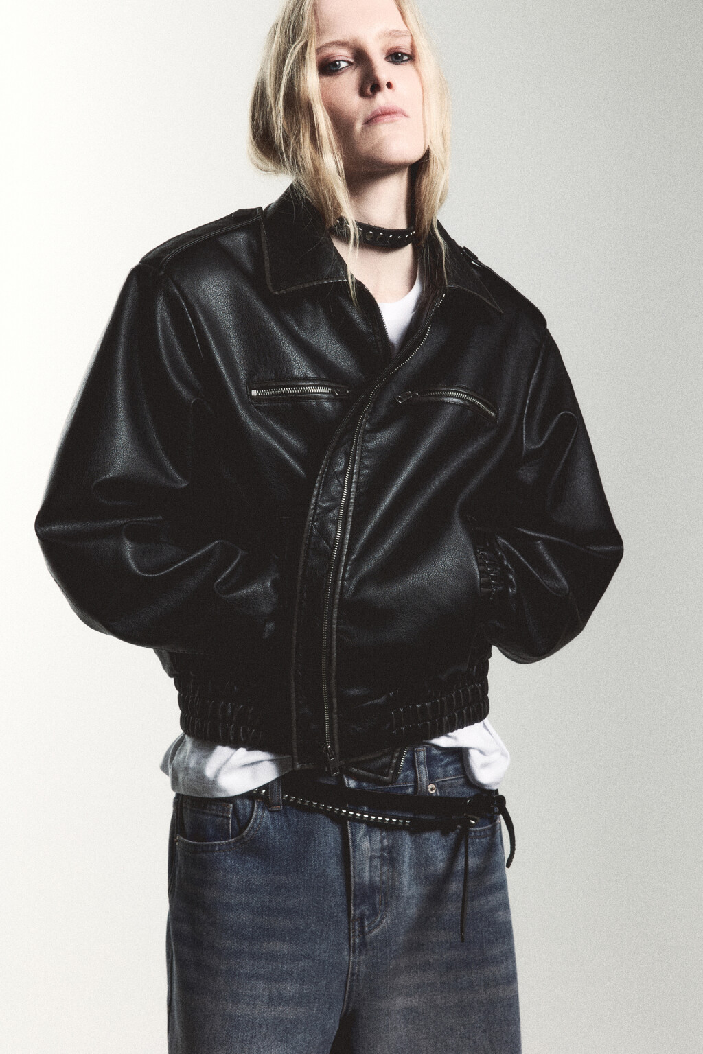 Куртка-бомбер с состаренным эффектом - цвет черный - 1