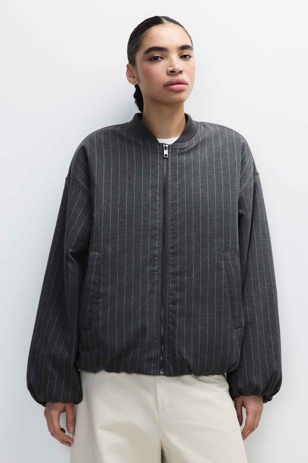 Куртка-бомбер утепленная в полоску - цвет серый - 2