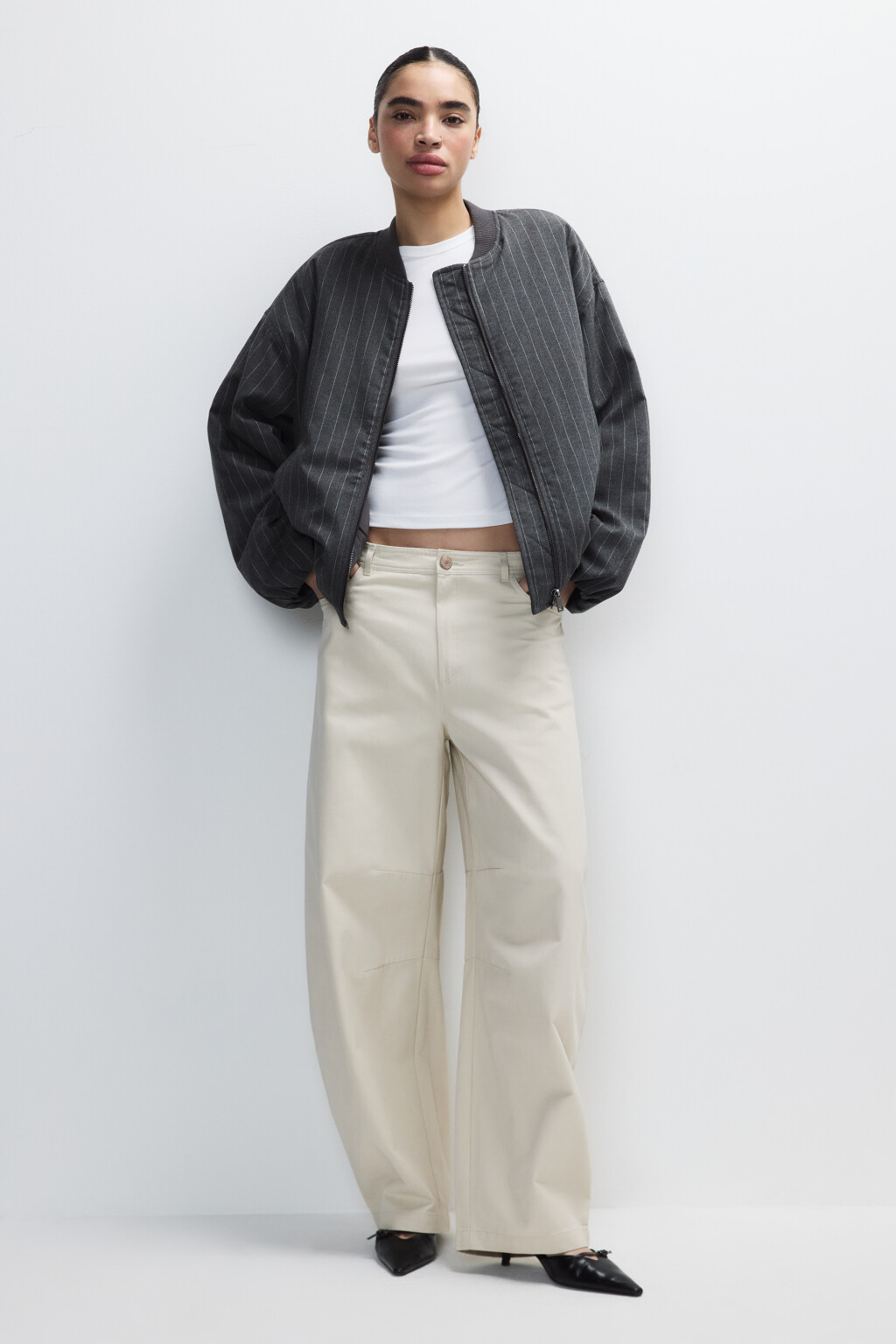 Куртка-бомбер утепленная в полоску - цвет серый - 4