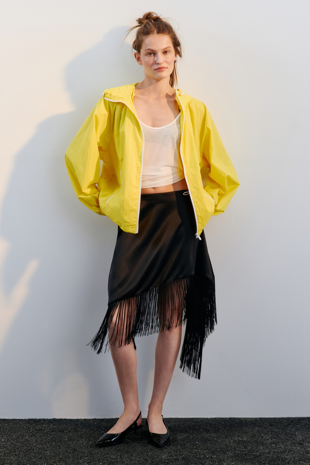 Куртка-ветровка oversize с капюшоном - цвет желтый - 12