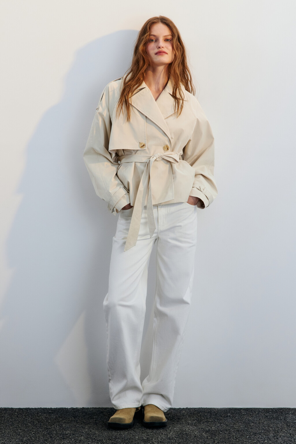 Куртка-тренч короткая с поясом - цвет бежевый - 5