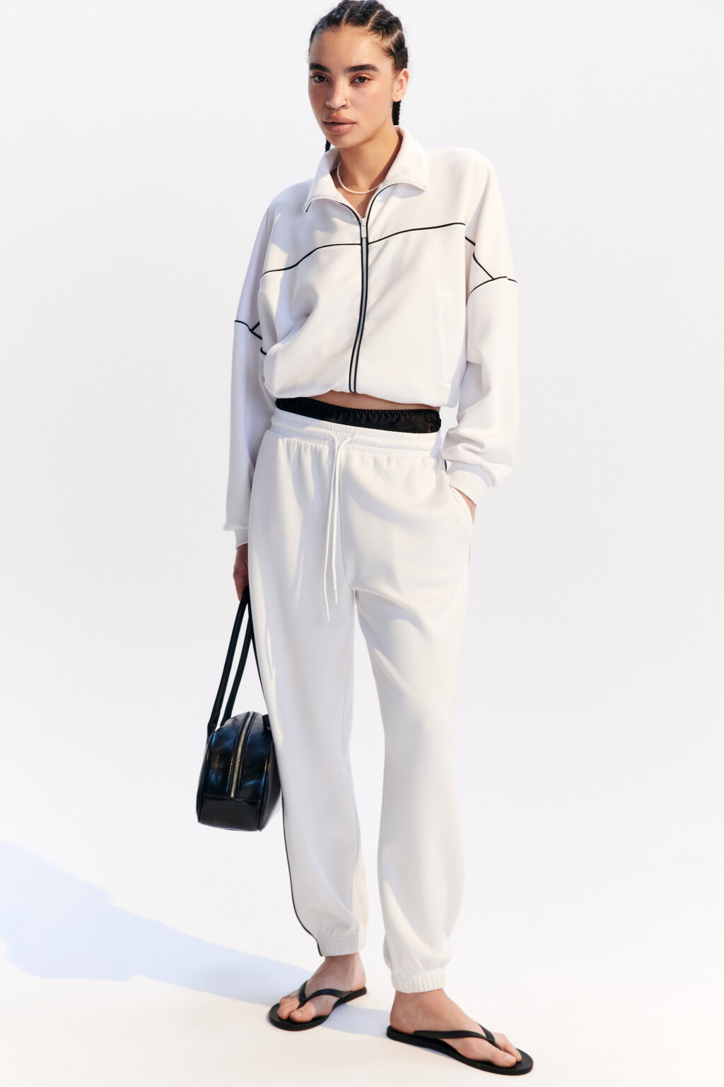 Брюки-джоггеры спортивные с лампасами - цвет ванильный - 1