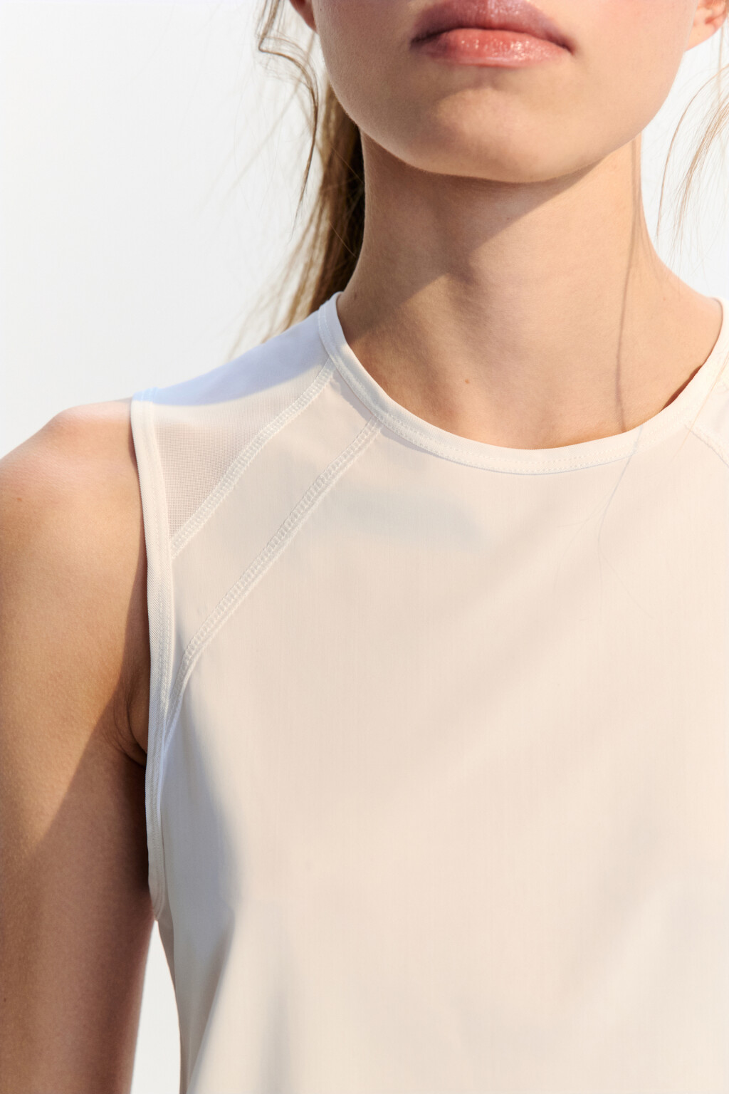 Майка спортивная из сетки - цвет ванильный - 6