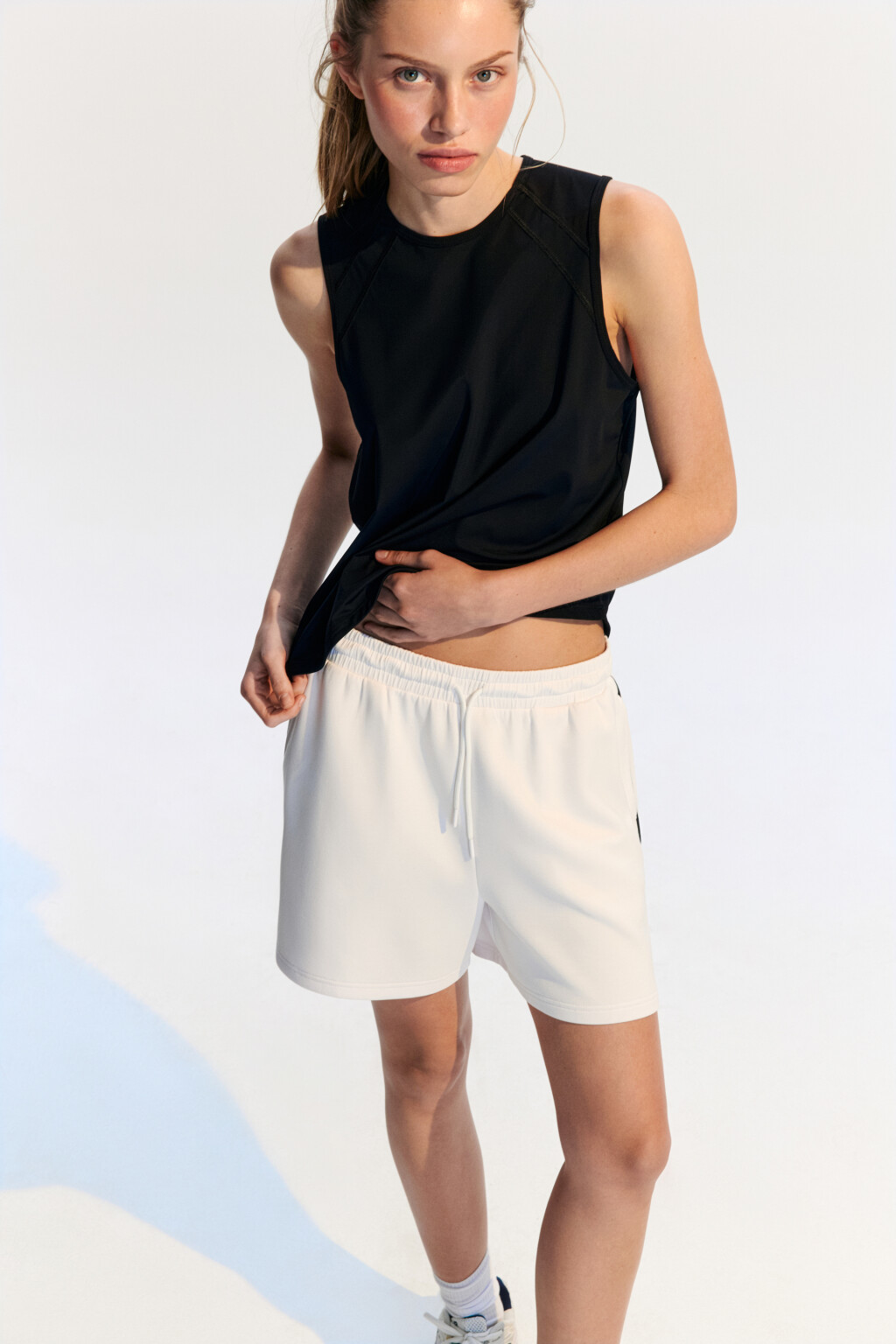 Майка спортивная из сетки - цвет черный - 1