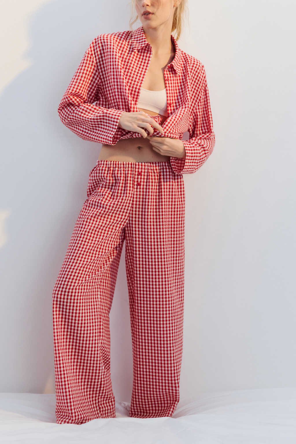 Брюки домашние из жатой ткани - цвет красный - 1