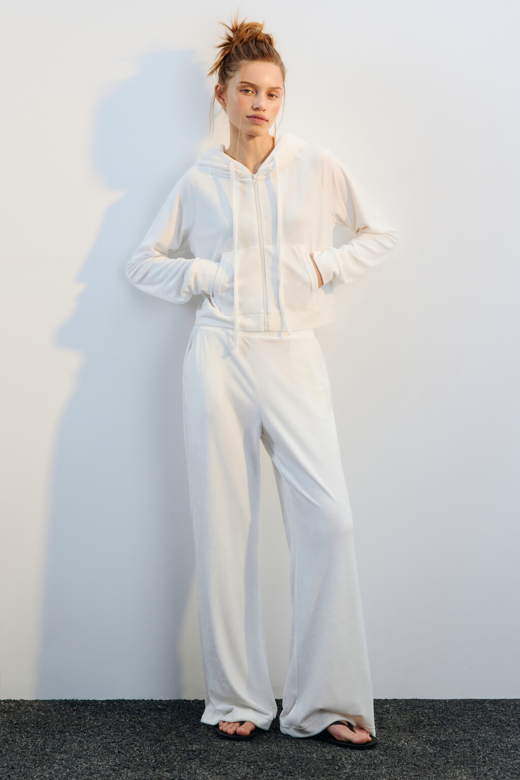 Брюки домашние из велюра - цвет ванильный - 4