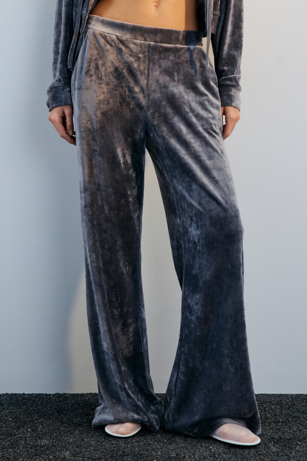 Брюки домашние из велюра - цвет серый - 2