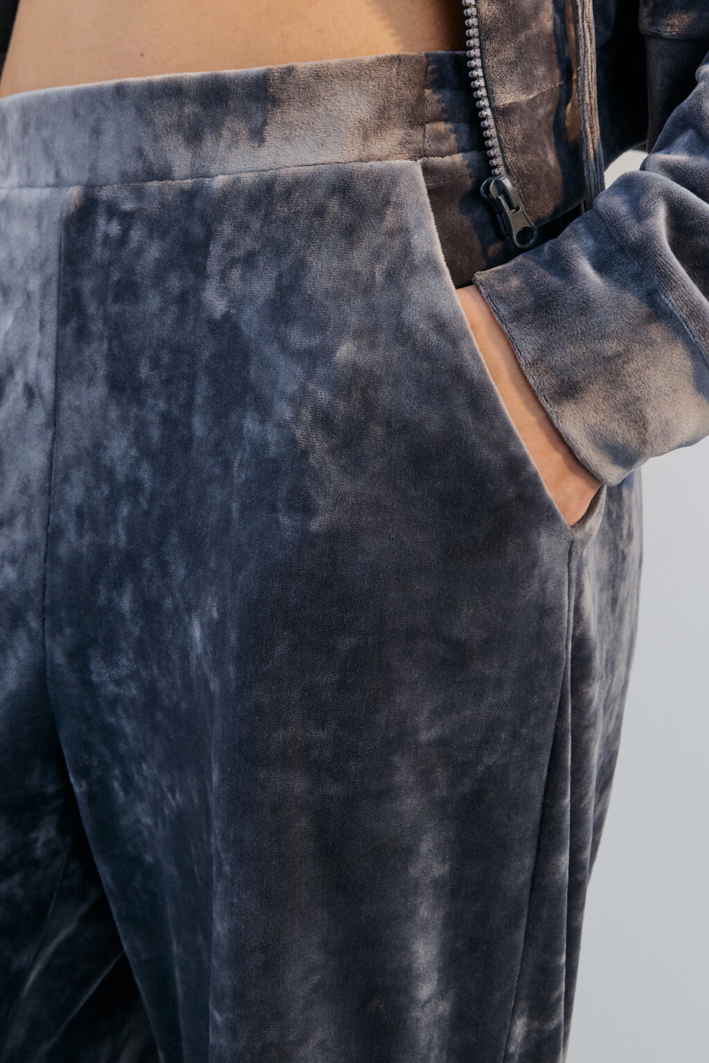 Брюки домашние из велюра - цвет серый - 6