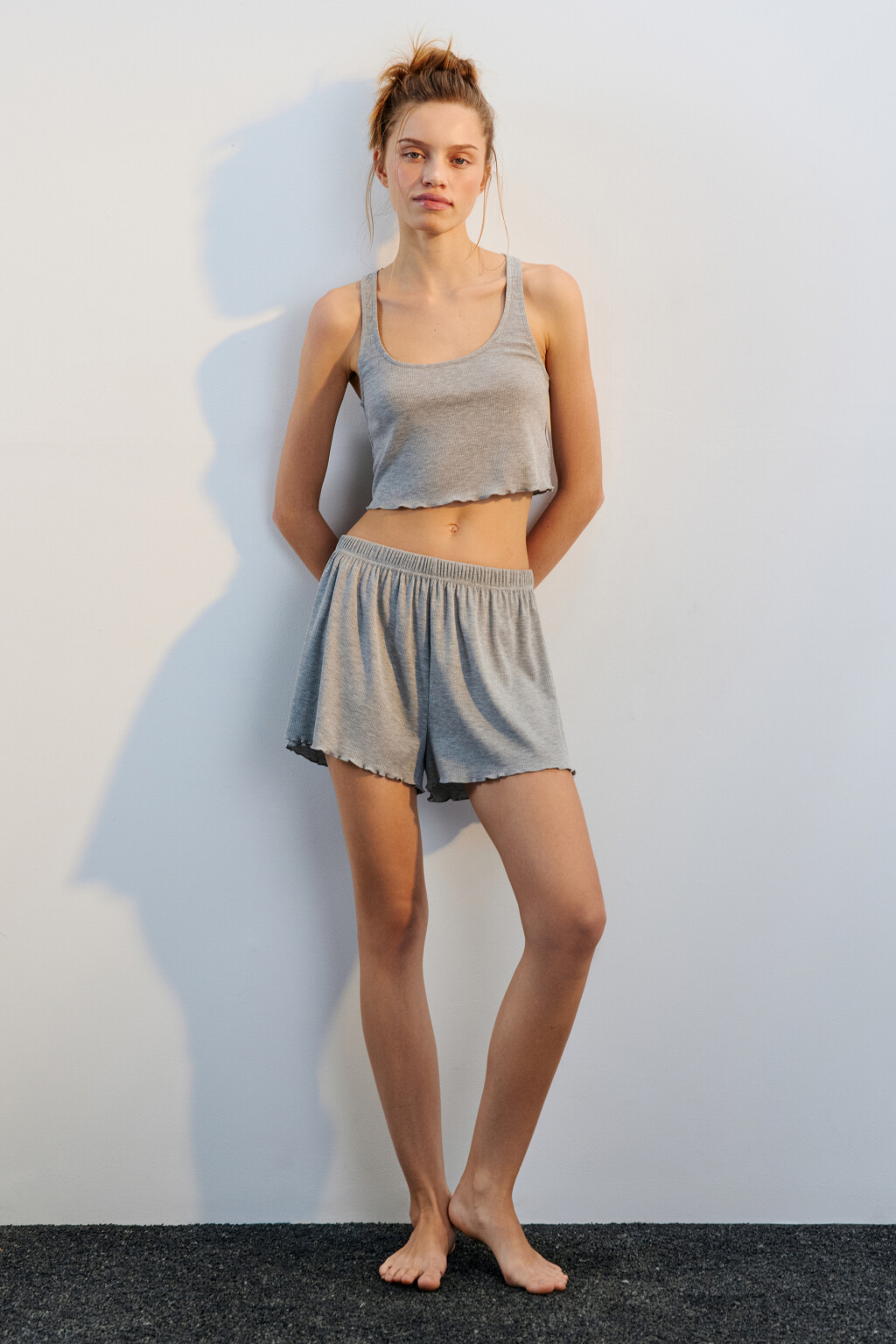 Шорты домашние свободные в рубчик - цвет серый - 4