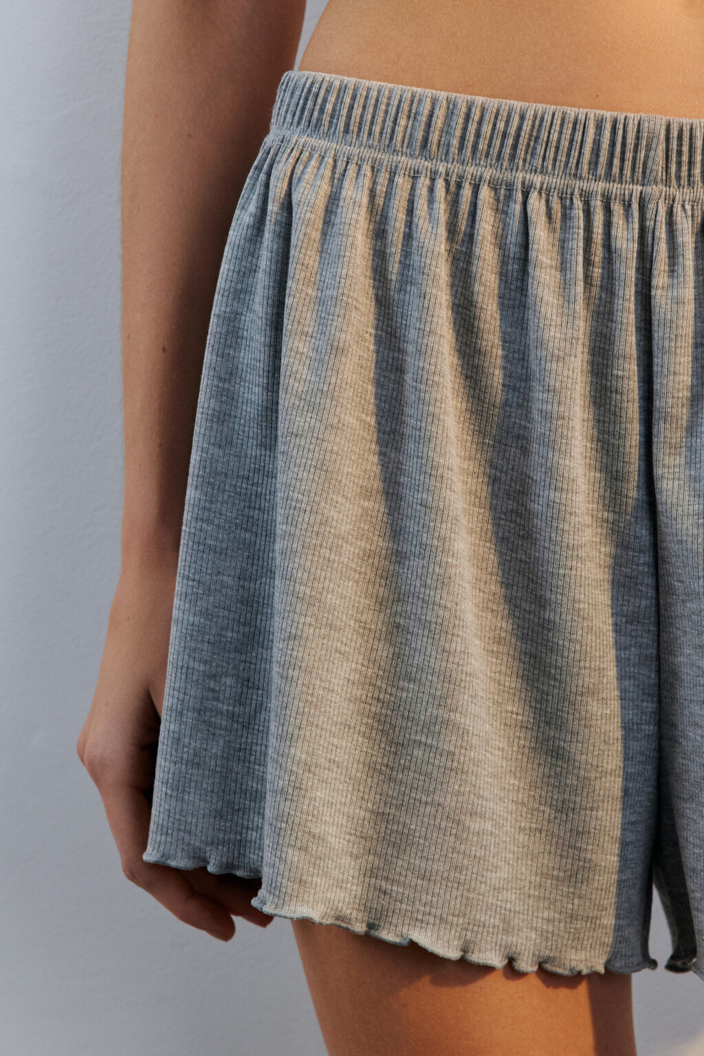 Шорты домашние свободные в рубчик - цвет серый - 5