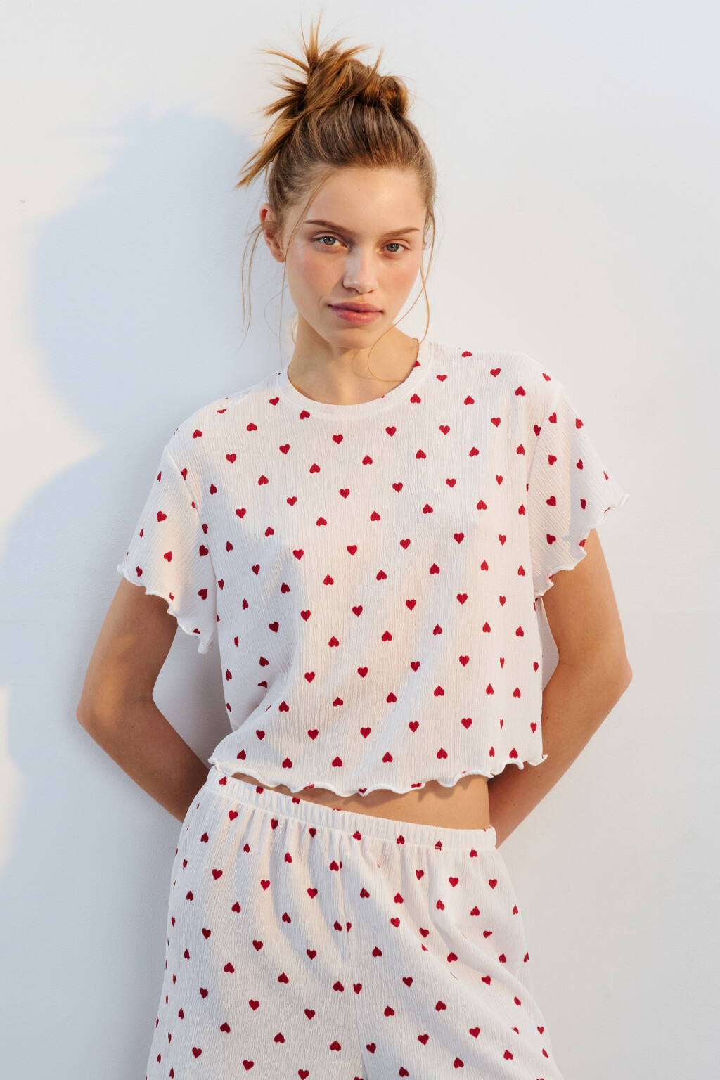 Топ-футболка домашний в сердечко - цвет красный - 3
