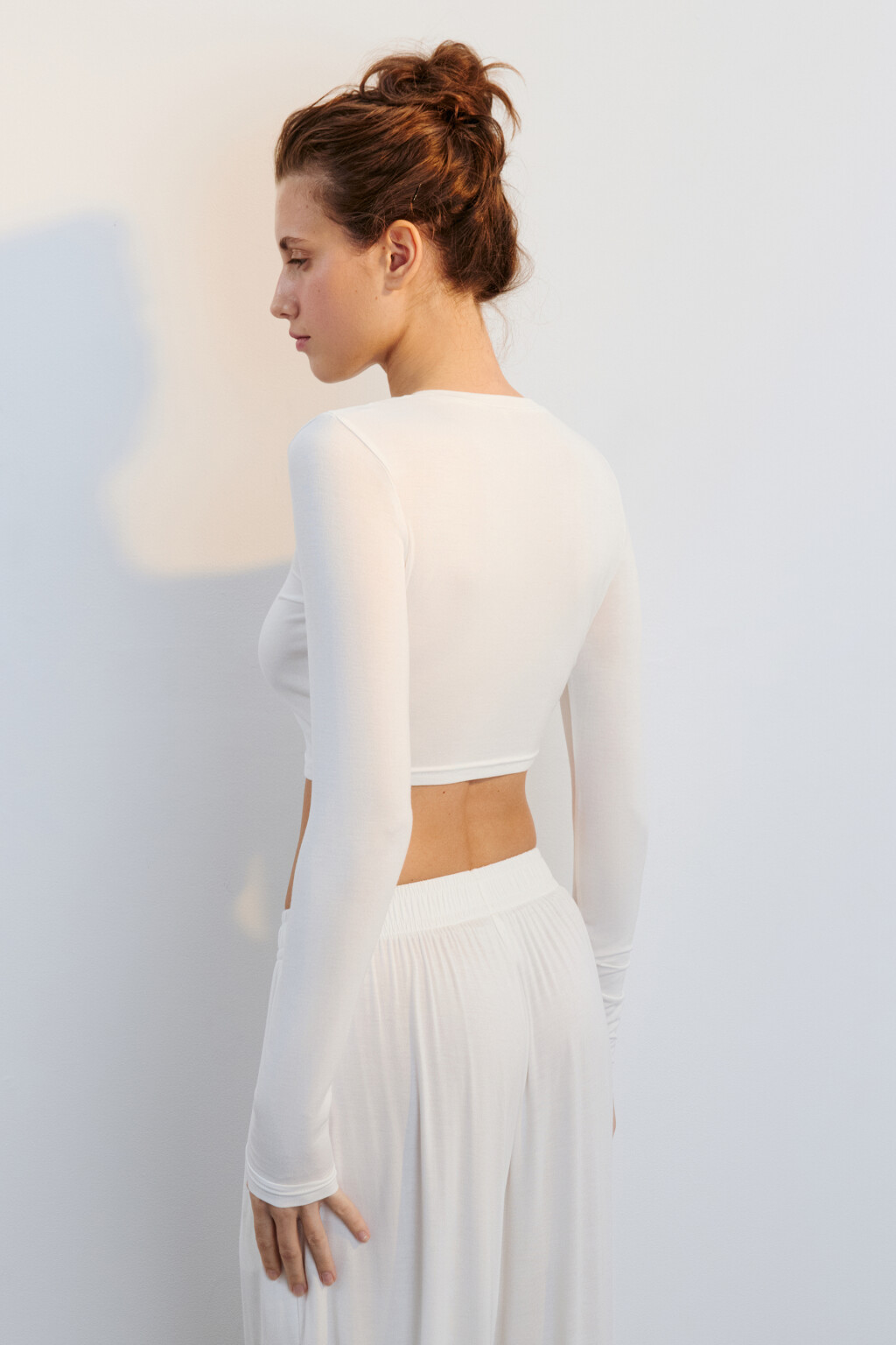 Лонгслив домашний укороченный из вискозы - цвет ванильный - 3