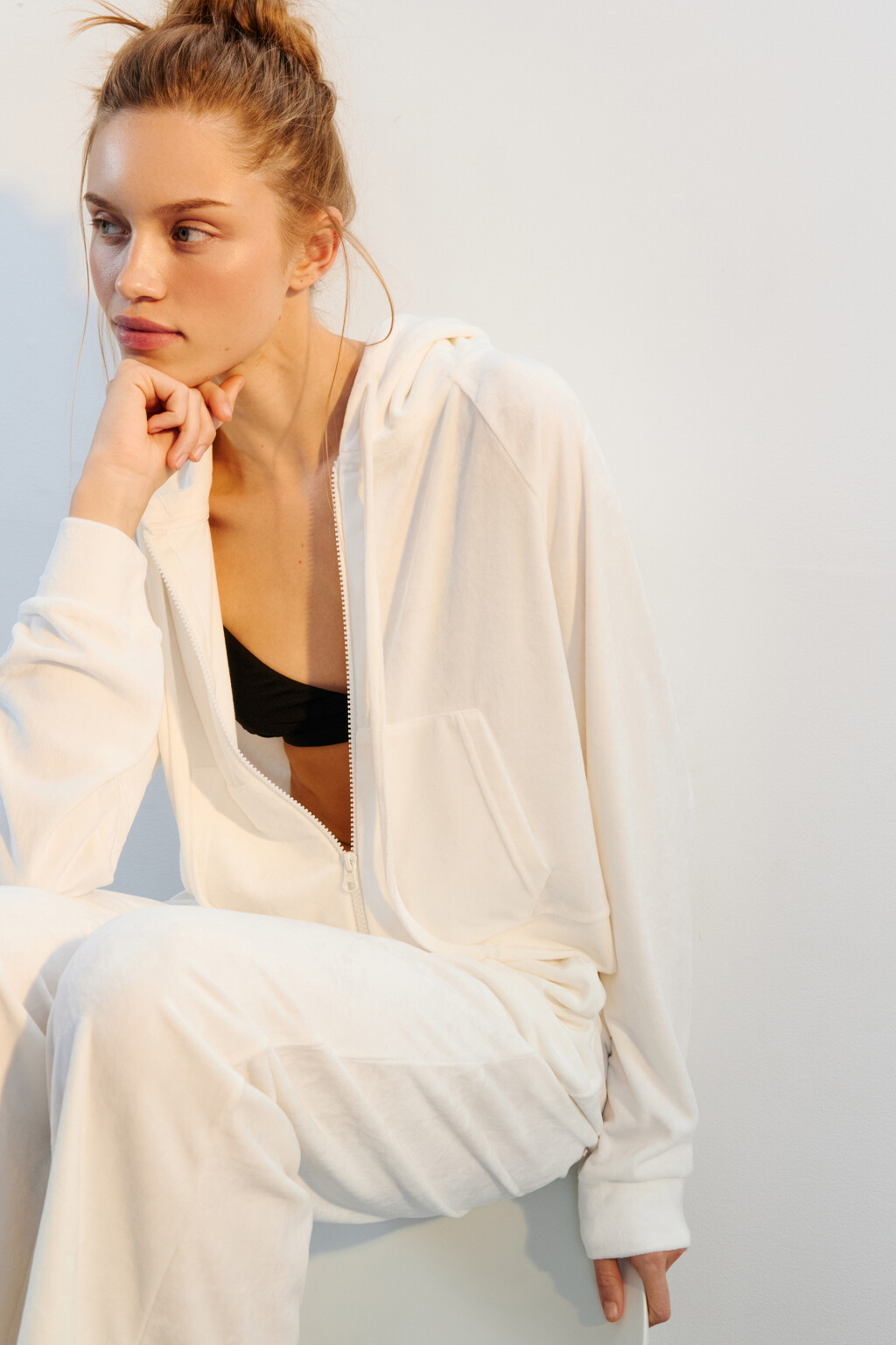 Худи-зипка домашняя из велюра - цвет ванильный - 1