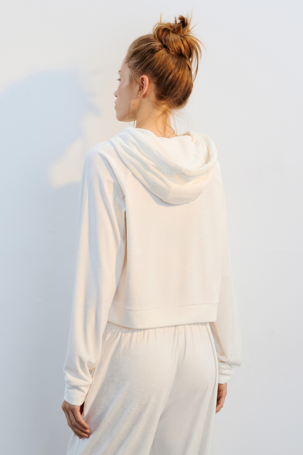 Худи-зипка домашняя из велюра - цвет ванильный - 3