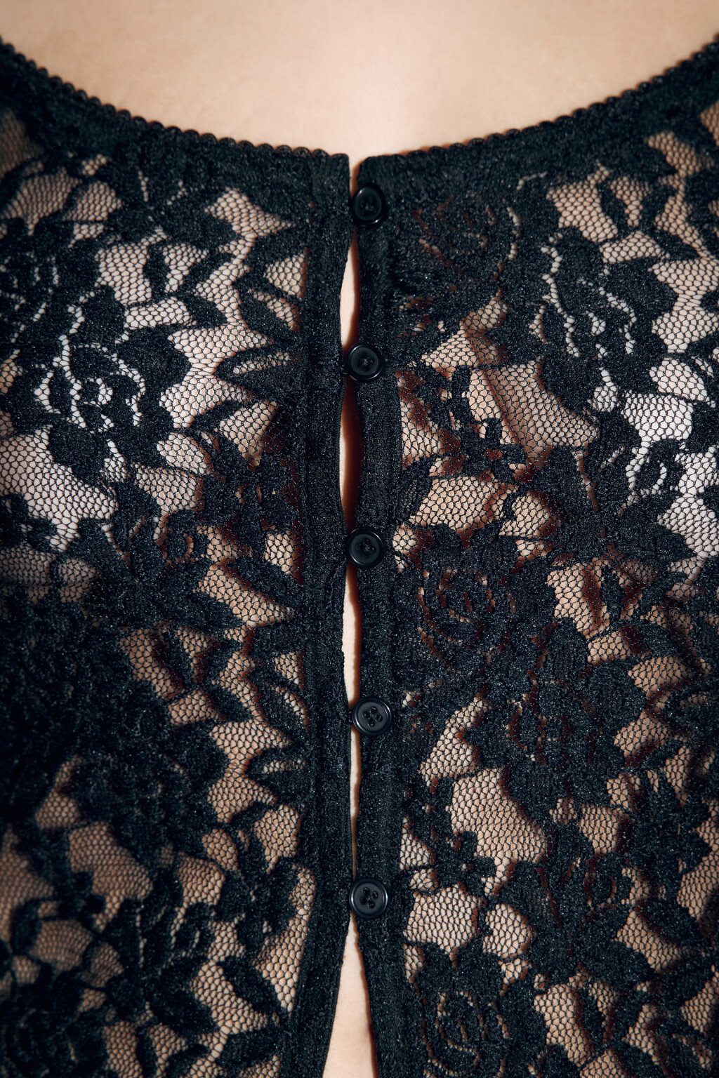 Блузка-лонгслив домашняя кружевная - цвет черный - 5