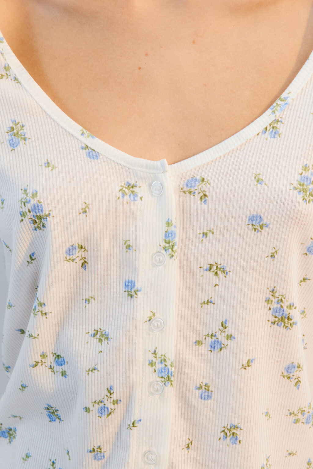 Лонгслив домашний на пуговицах в рубчик - цвет голубой - 5