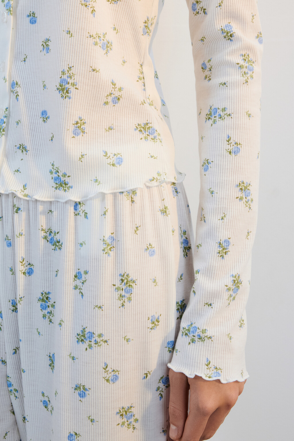 Лонгслив домашний на пуговицах в рубчик - цвет голубой - 6