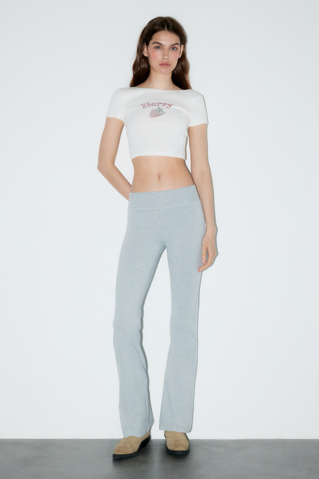 Брюки клеш трикотажные - цвет серый - 4