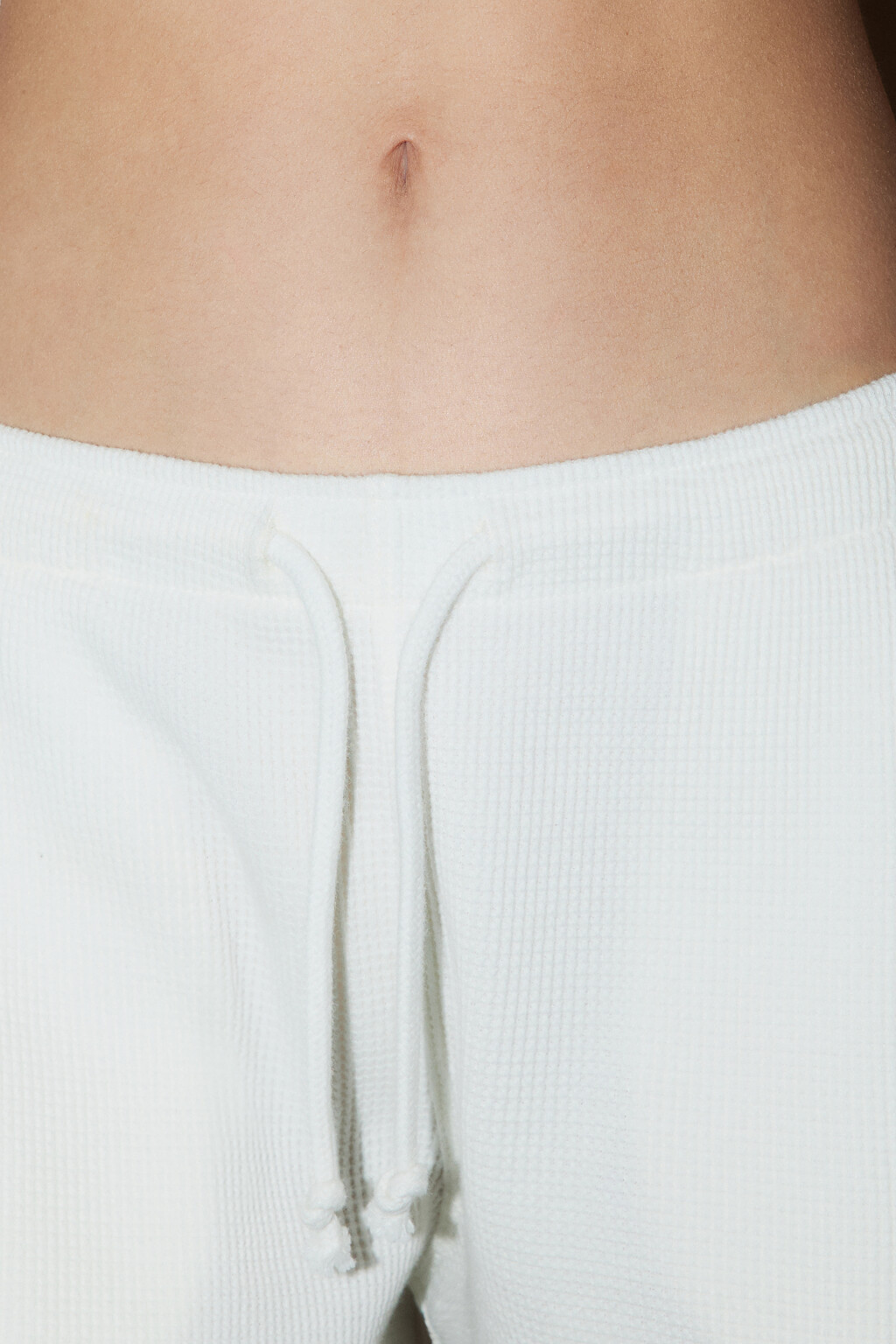 Шорты трикотажные на завязках - цвет молочный - 5