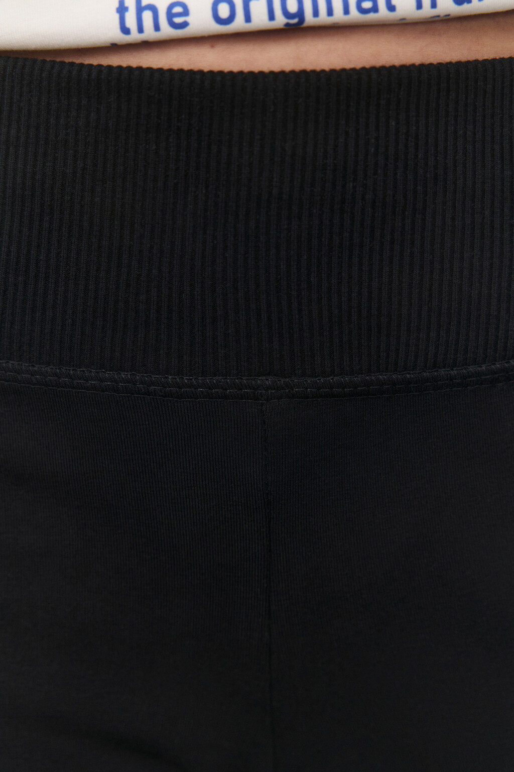 Шорты-велосипедки с широким поясом - цвет черный - 5