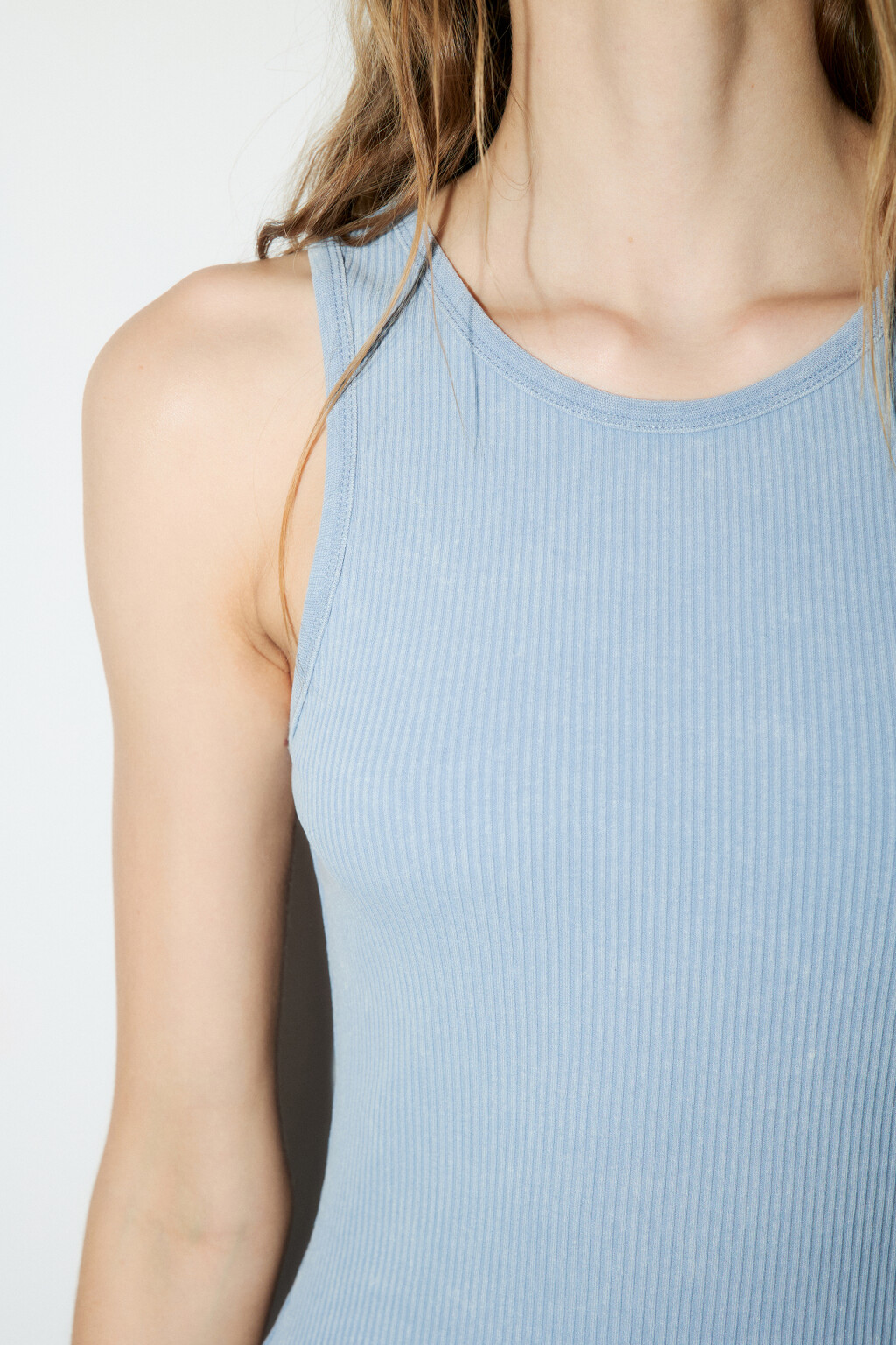 Платье-майка мини с вареным эффектом - цвет голубой - 5