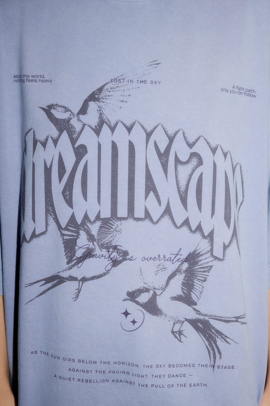 Платье-футболка oversize вареное с принтом - цвет фиолетовый - 5