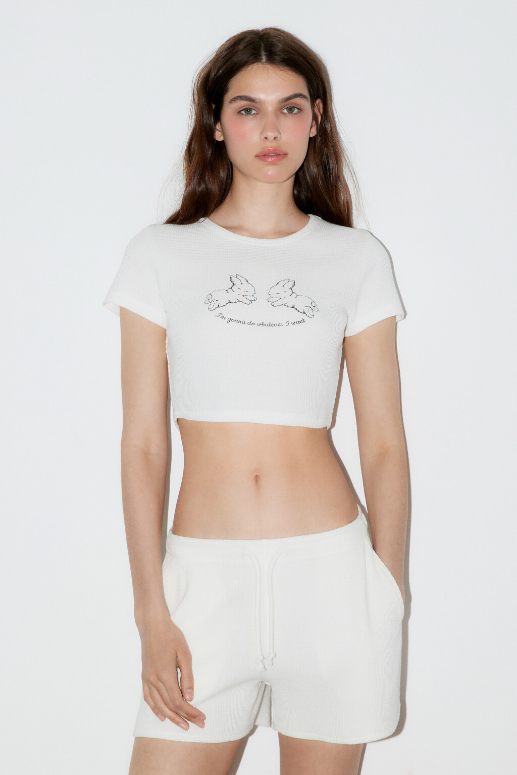 Футболка-топ трикотажная с принтом - цвет молочный - 2