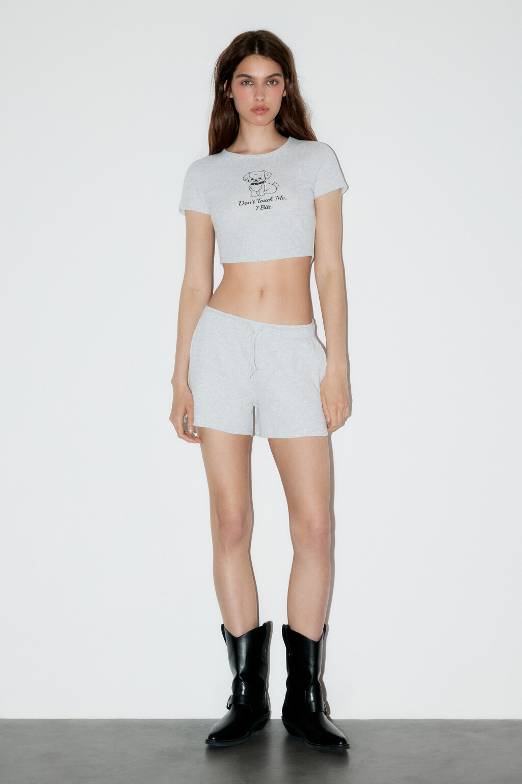 Футболка-топ трикотажная с принтом - цвет серый - 5