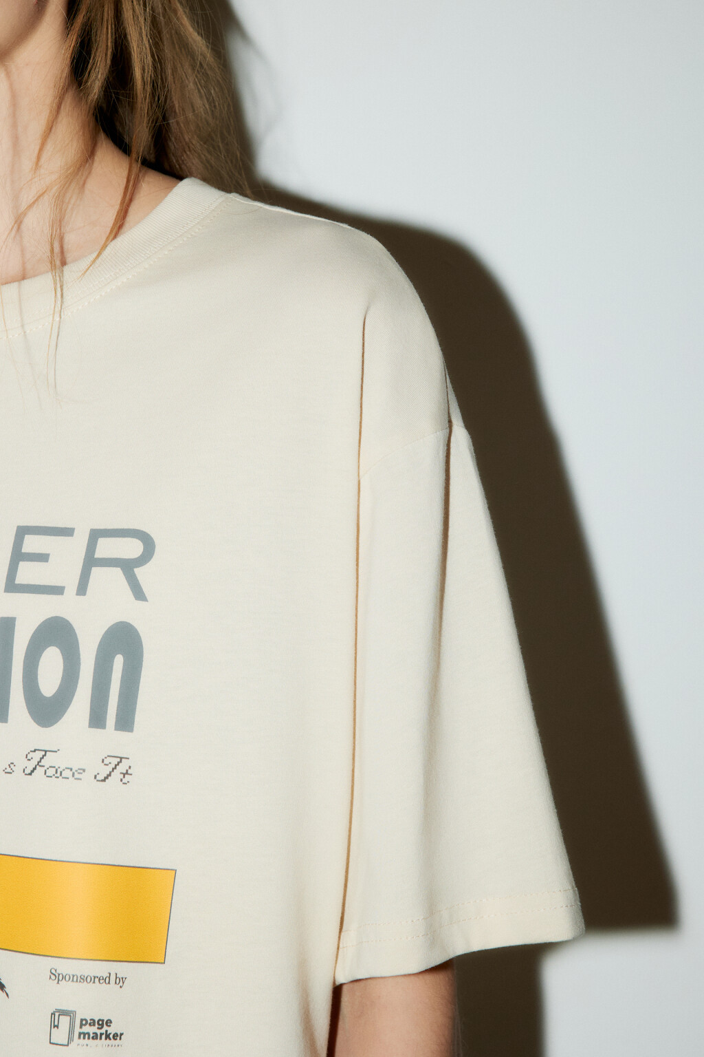 Футболка oversize с принтом - цвет бежевый - 7