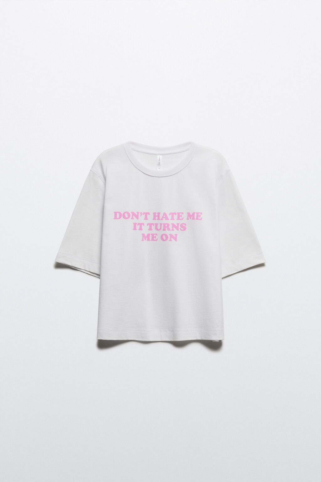 Футболка oversize укороченная с принтом - цвет белый - 8