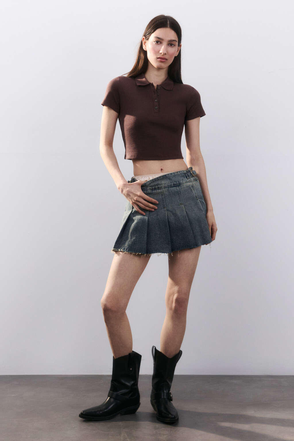 Джемпер-поло укороченный в рубчик - цвет коричневый - 4