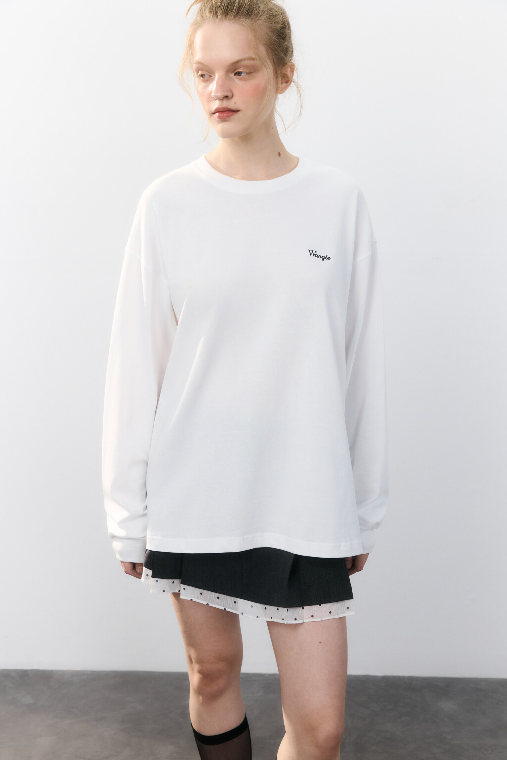 Лонгслив хлопковый с вышивкой - цвет белый - 1