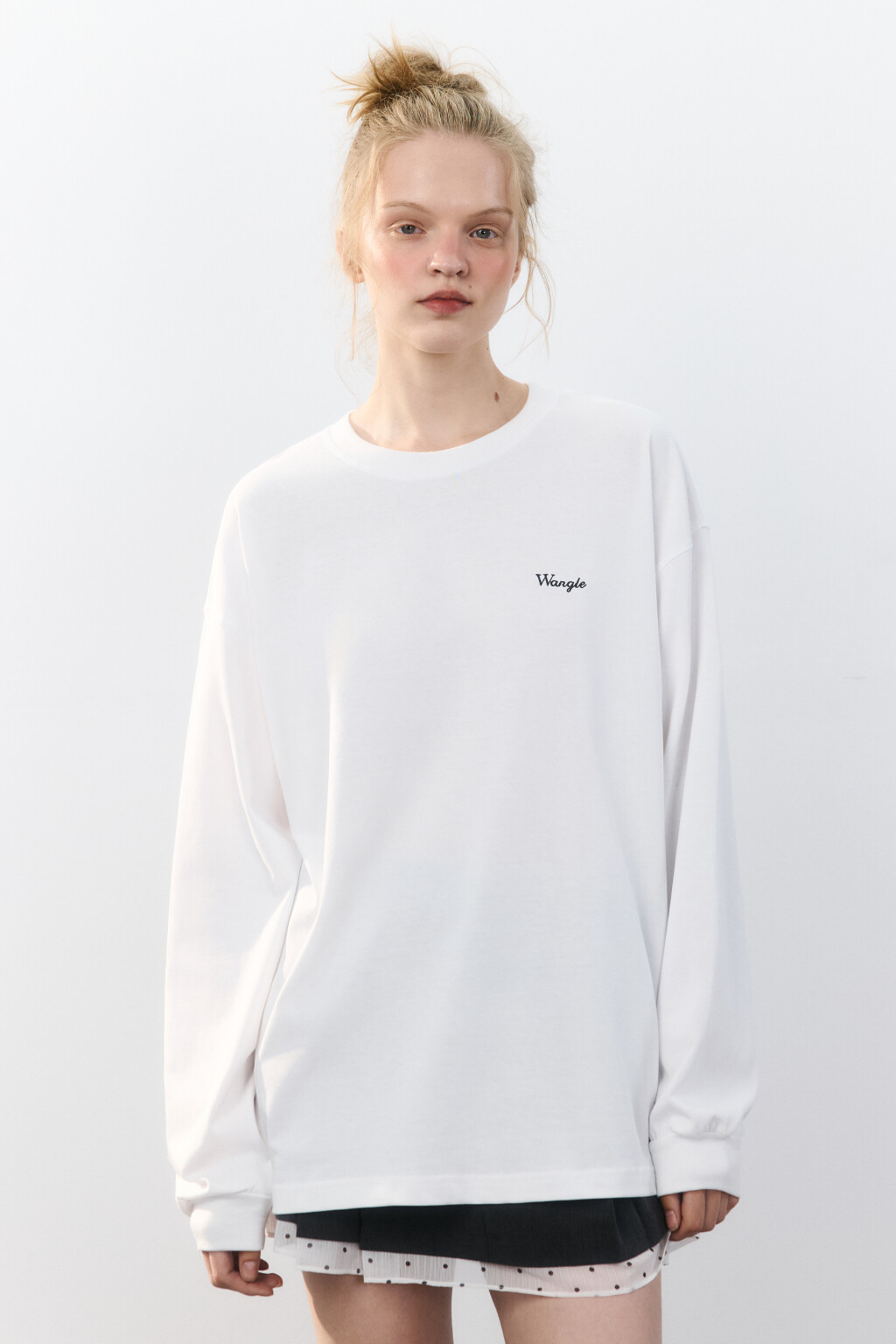 Лонгслив хлопковый с вышивкой - цвет белый - 2