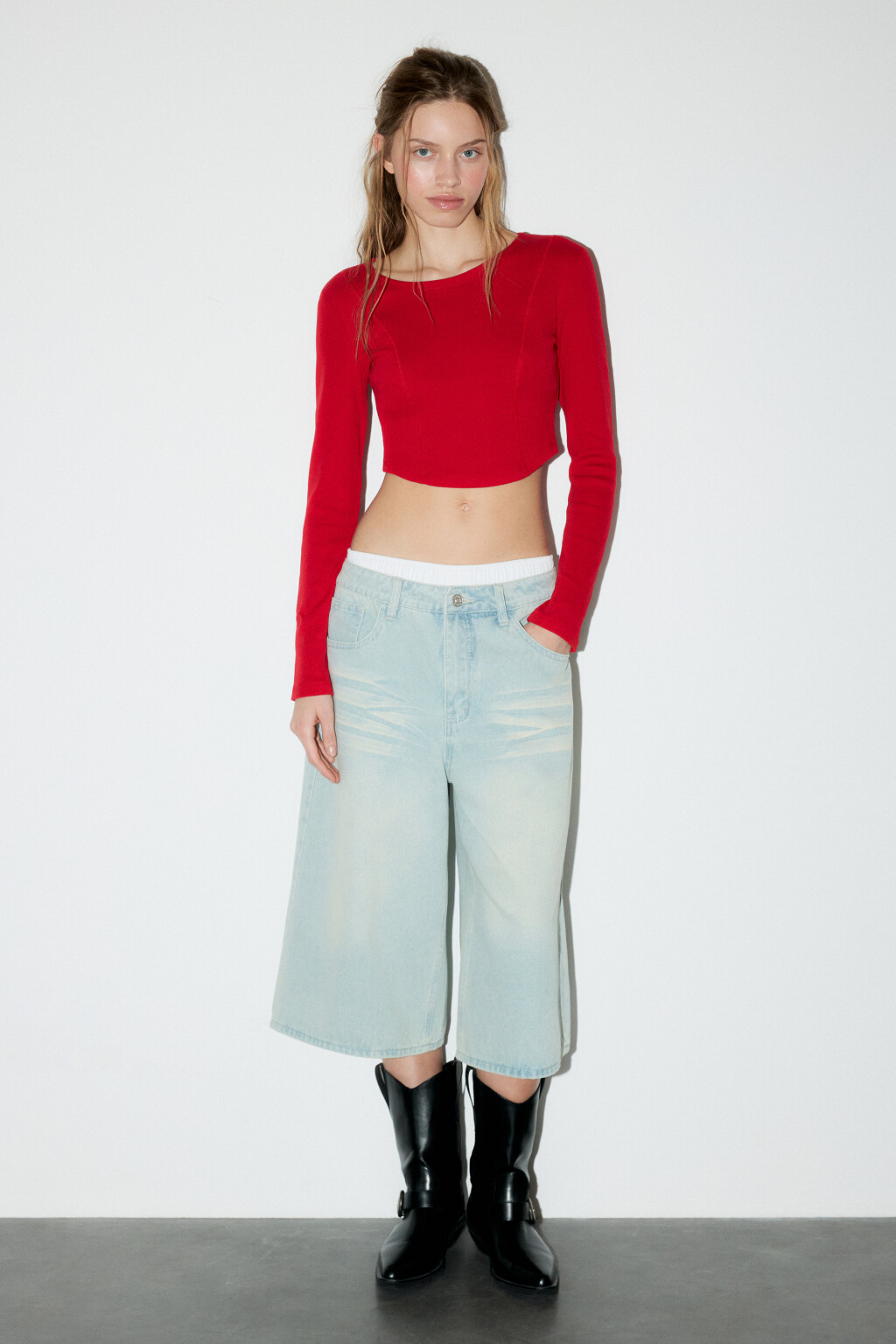 Лонгслив укороченный в рубчик - цвет красный - 4